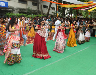 Rangilo Raas 8